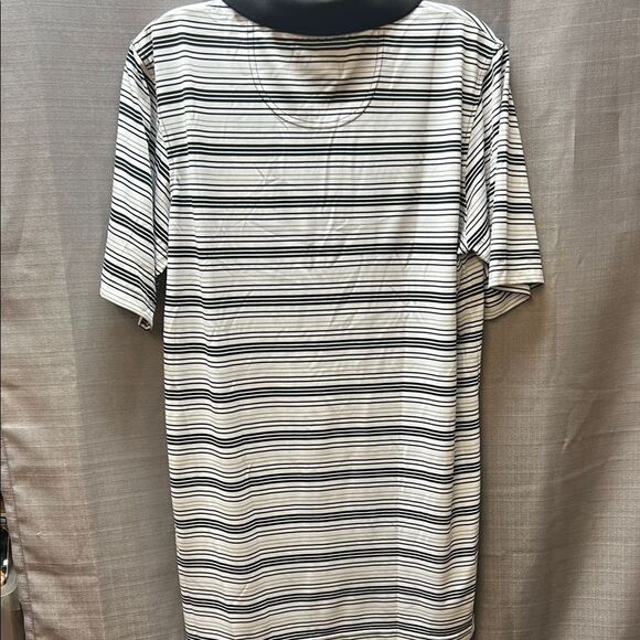 Iowa Hawkeyes Pin Striped Polo Golf shirt - Picture 4 of 6